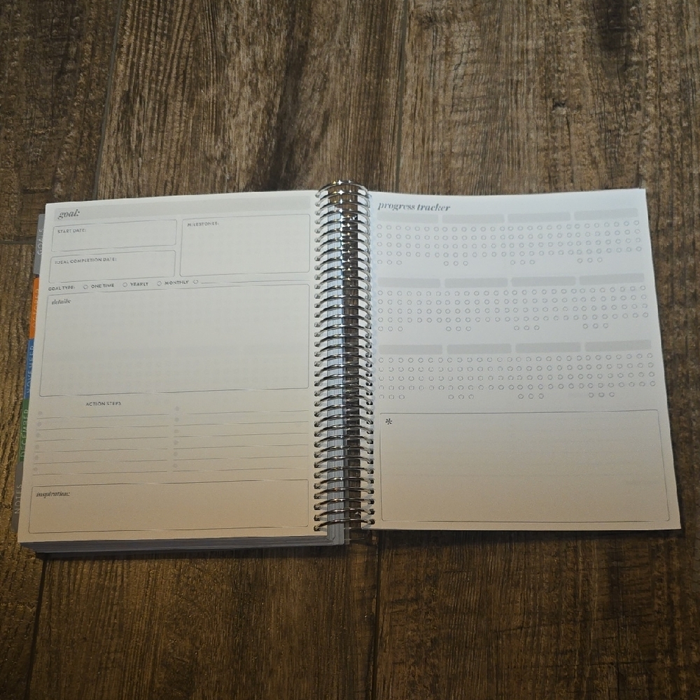 Erin Condren 2026 LifePlanner with Geometric Colors - Picture 4 of 6